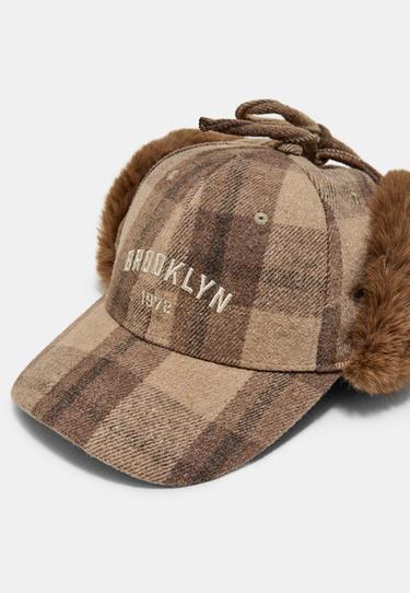 Faux fur check cap — Brown 3