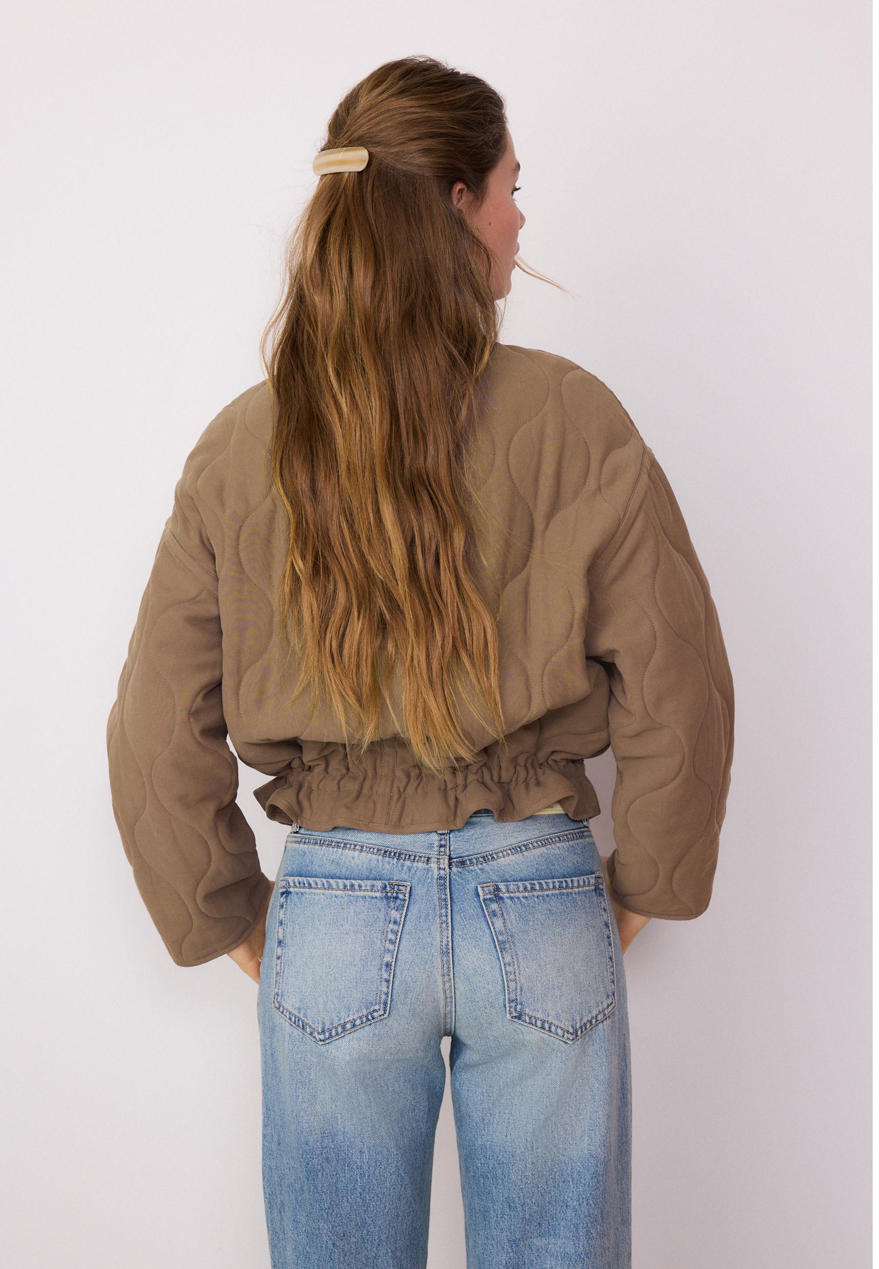 Puffer jacket — Brown