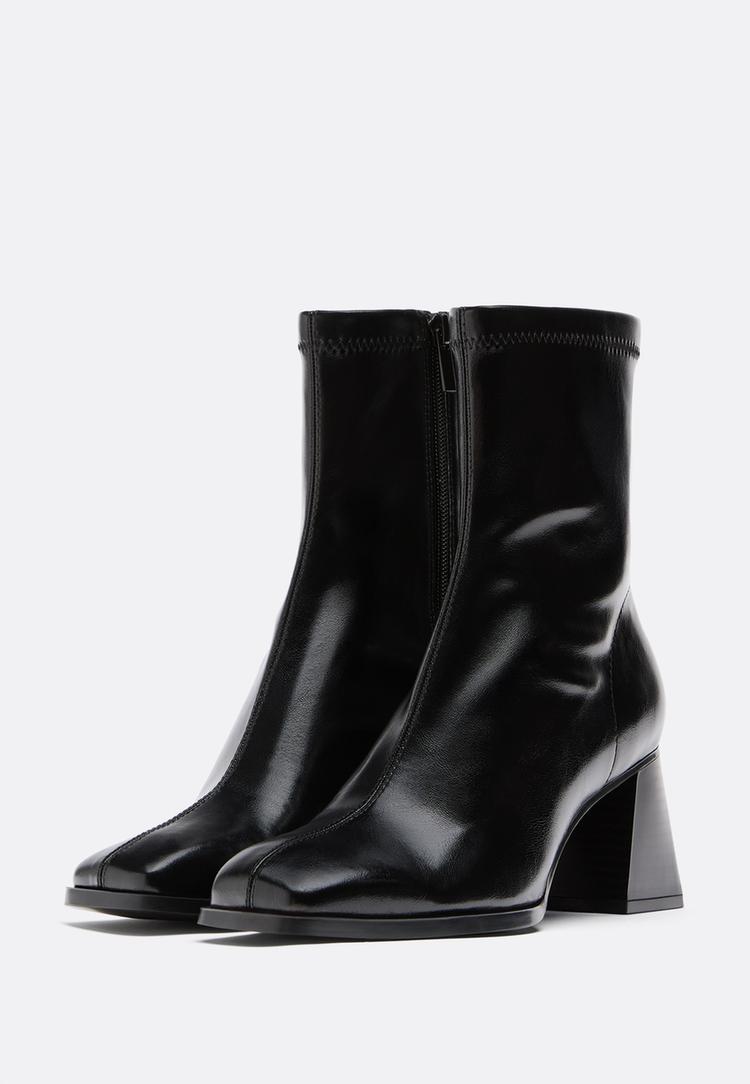 mid heel boots with stretch legs