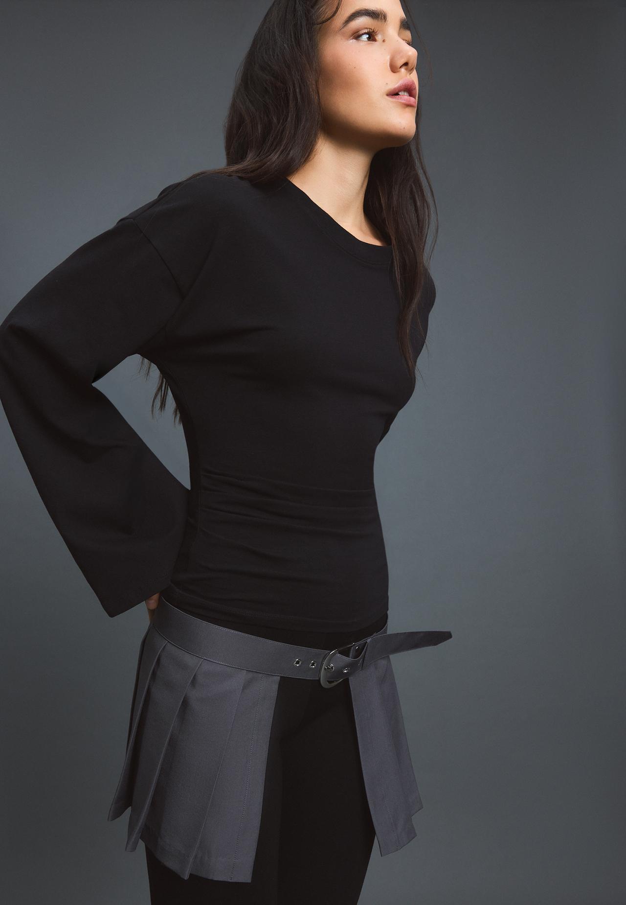 Pleated skirt belt — Grey