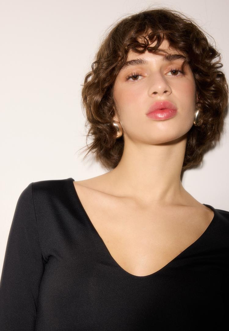 body poliamida escote pico