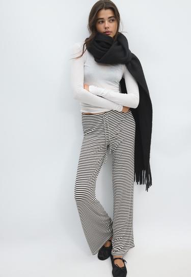 Medium basic scarf — Black 5