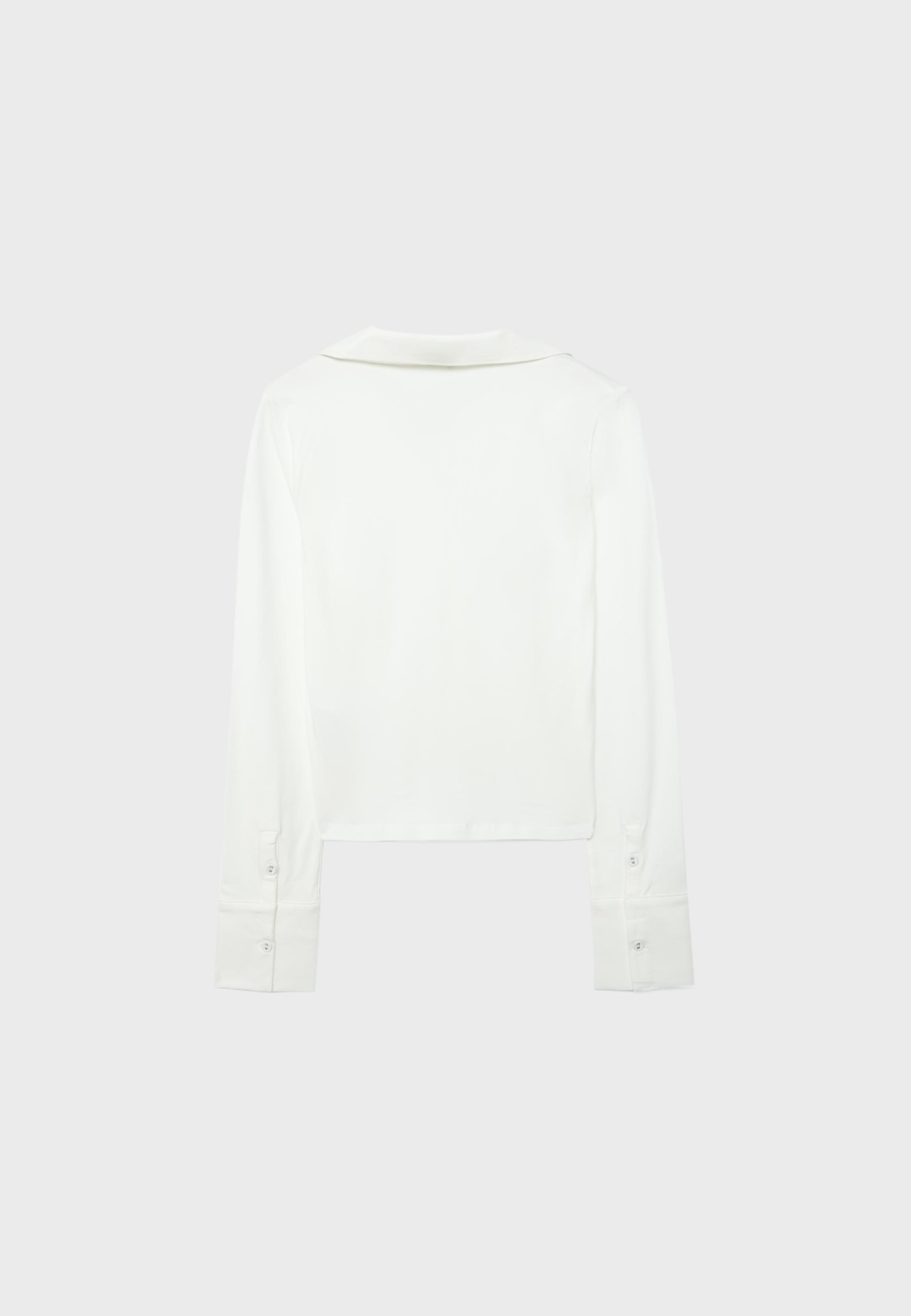 Knit shirt with buttons — White
