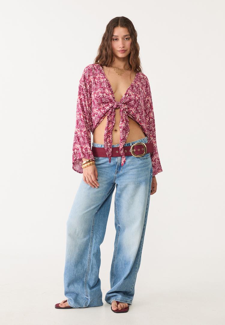 blusa fluida nudo