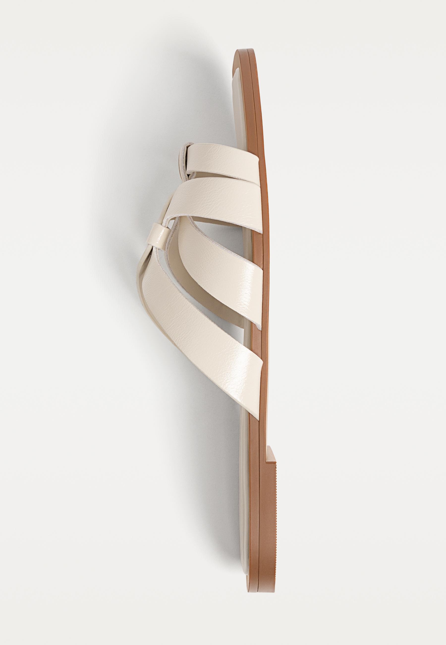 Flat strappy slider sandals — WHITE