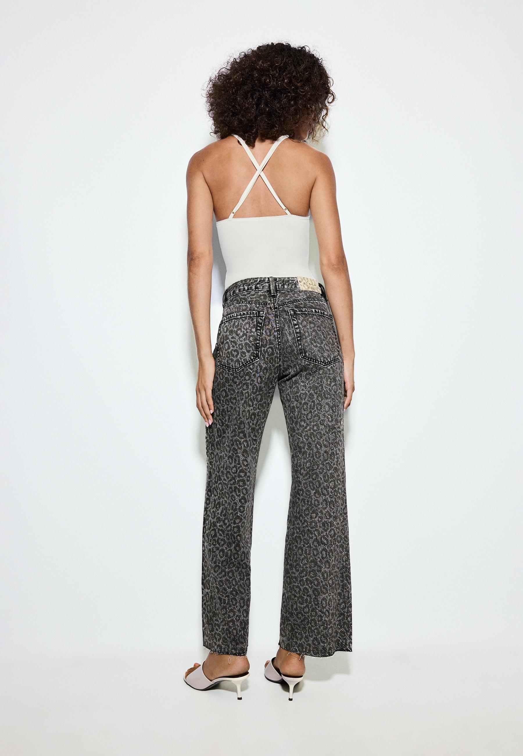 Straight wide-leg leopard print jeans — BLACK DENIM WASHED EFFECT 