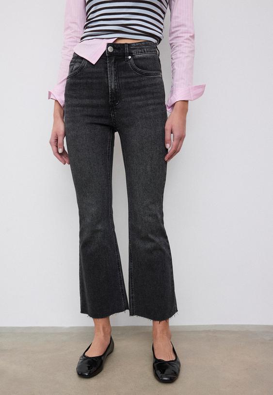 d78 jeans cropped flare