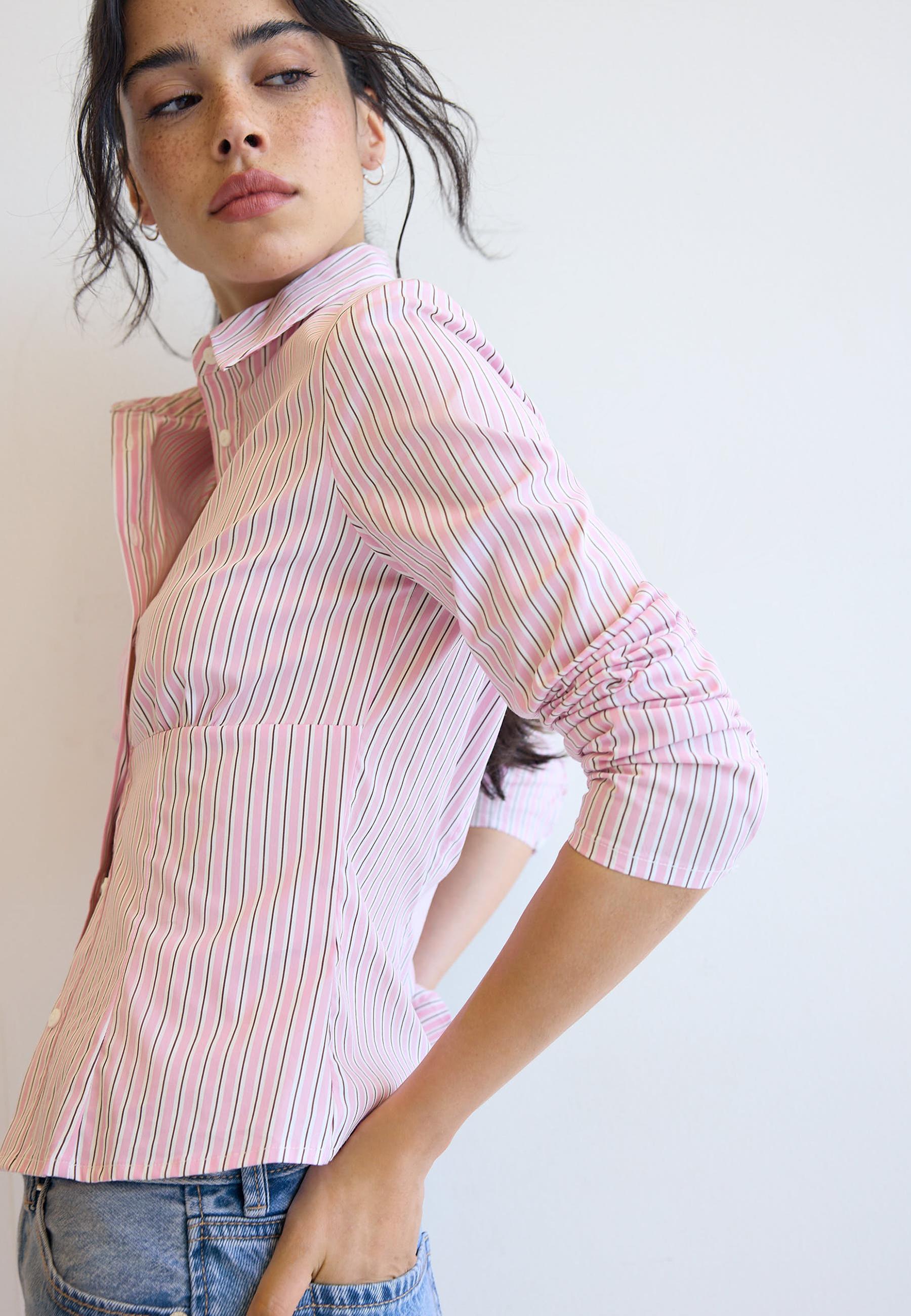 Fitted shirt with underbust seam — Pastel pink
