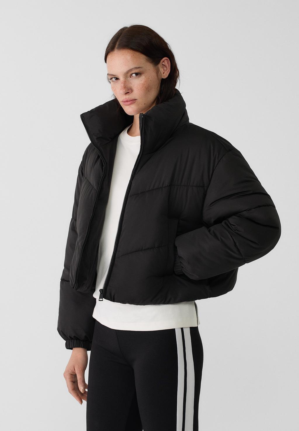 Short puffer jacket