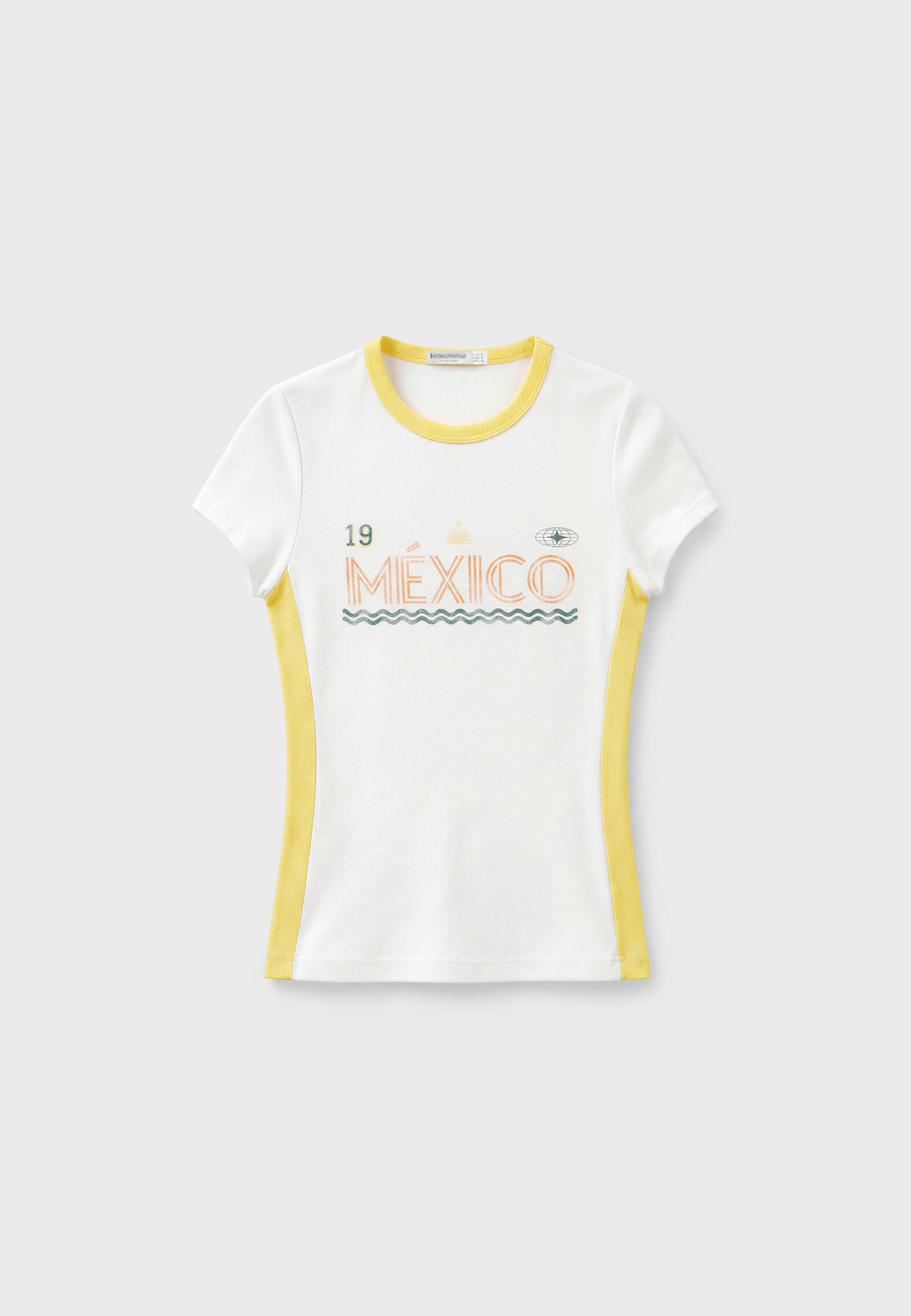 Contrast neck T-shirt with slogan — Pastel yellow