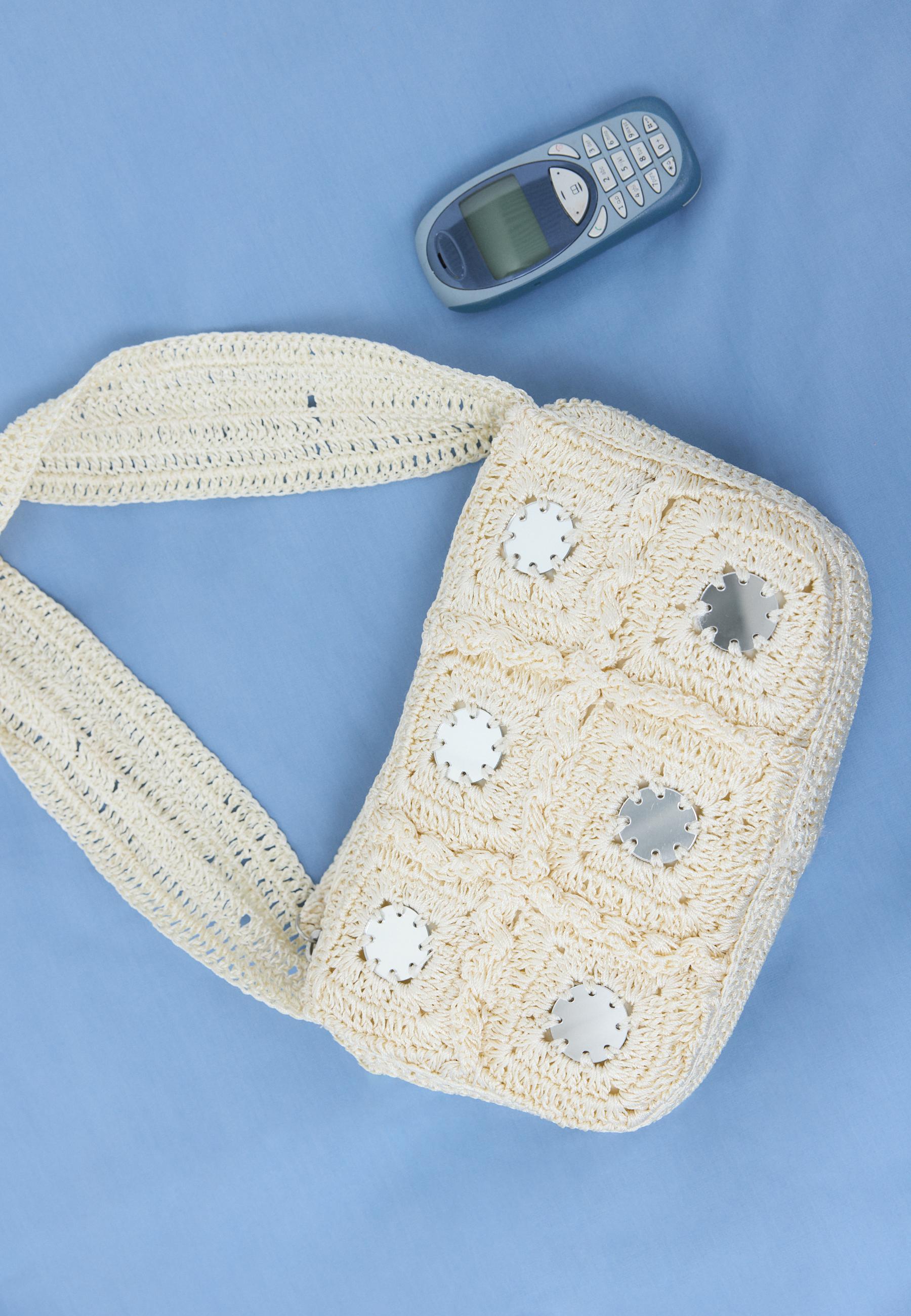 Crochet shoulder bag with mirrors — Ecru
