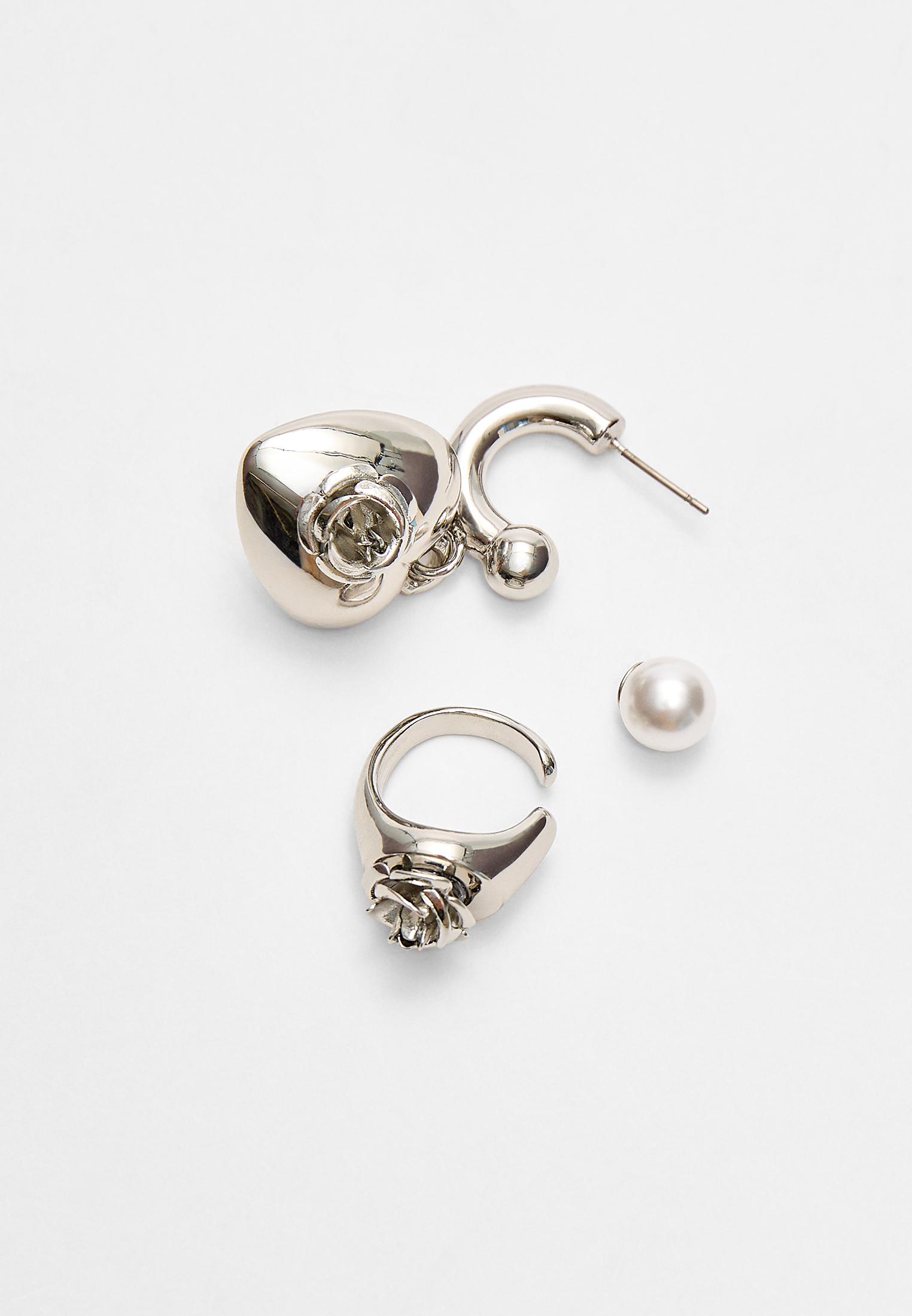 AMBUSH MINI BALL CLOSURE EARRINGS フープピアス AMBUSH MINI BALL CLOSURE EARRINGS フープピアス