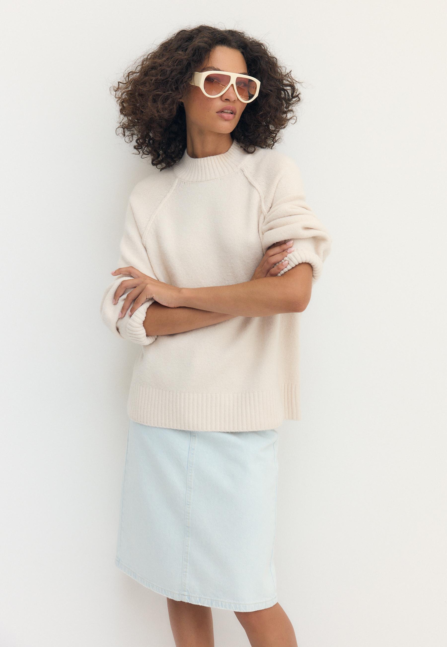 Basic knit jumper — Stone