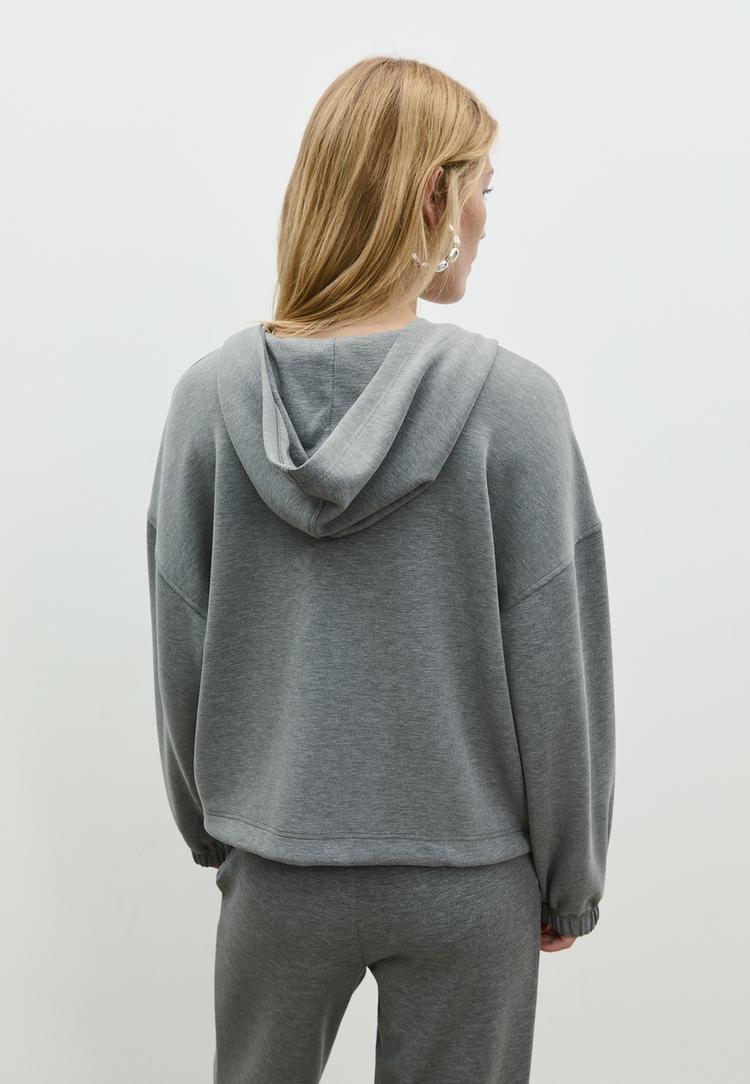 sudadera capucha abullonada tacto suave