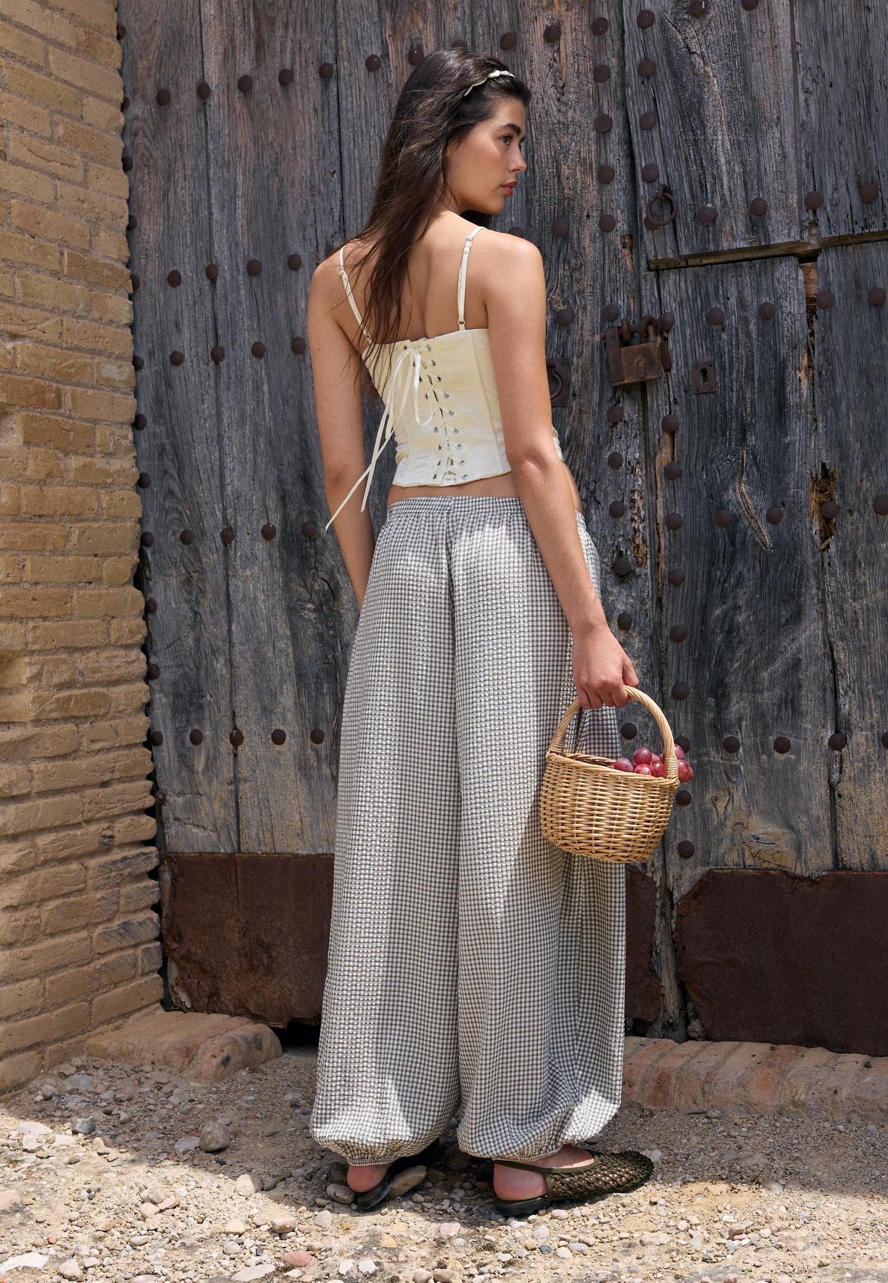 Jacquard corset top — Ecru
