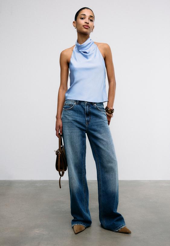 Сатенен Топ С Халтер Деколте