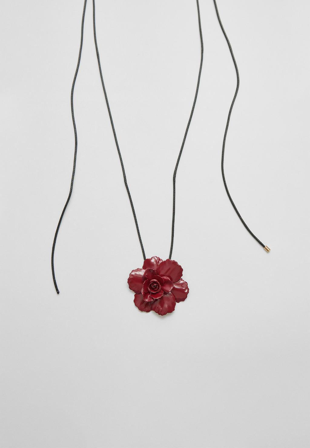 Cord necklace with metal flower