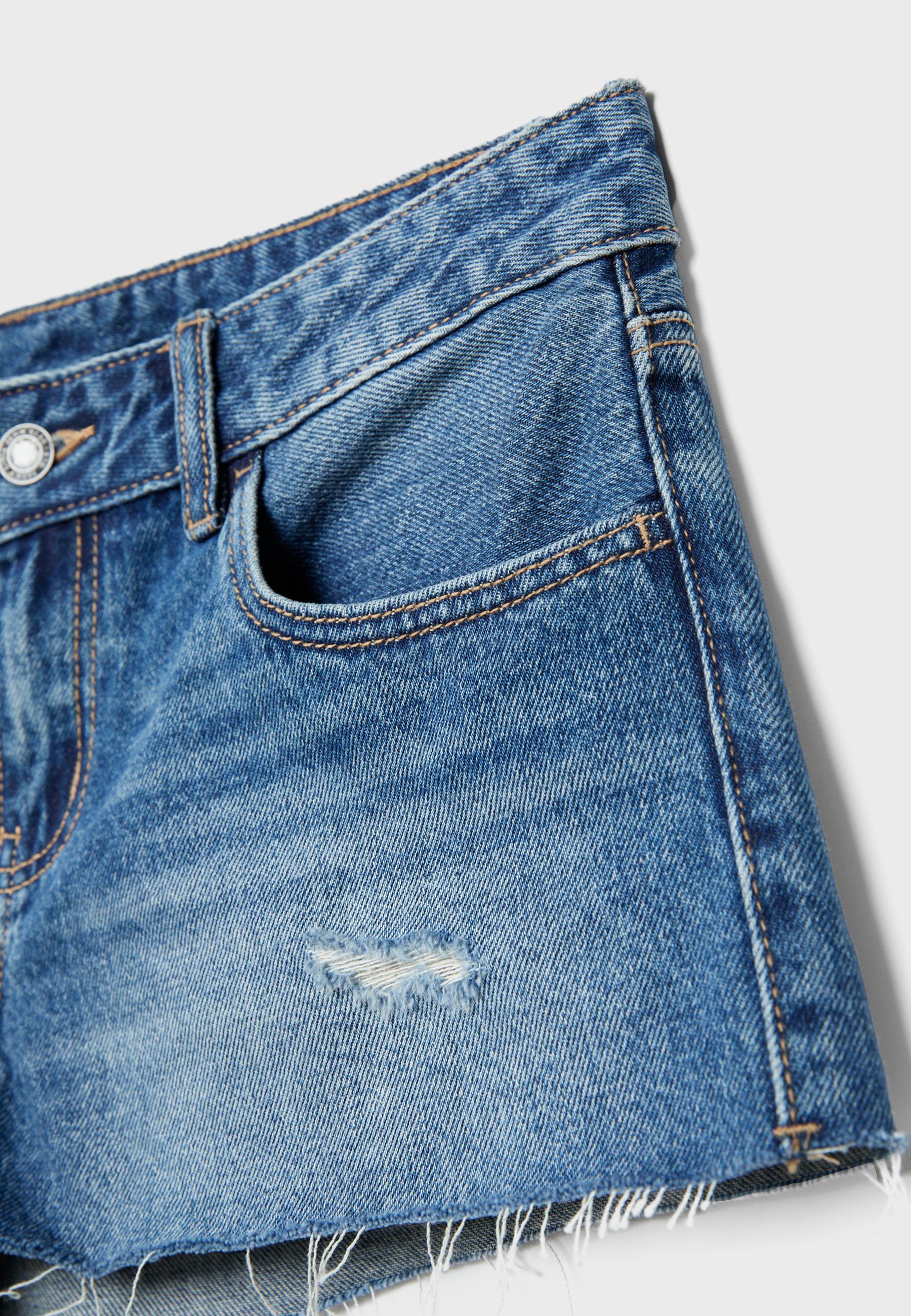 Ripped denim shorts — MEDIUM LIGHT BLUE DENIM