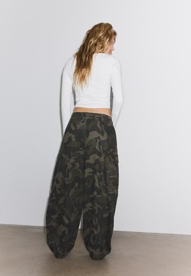 Printed cargo trousers — Khaki 5