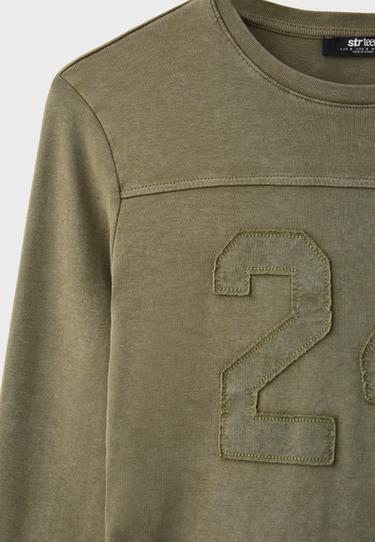 Placement print T-shirt — Khaki 9