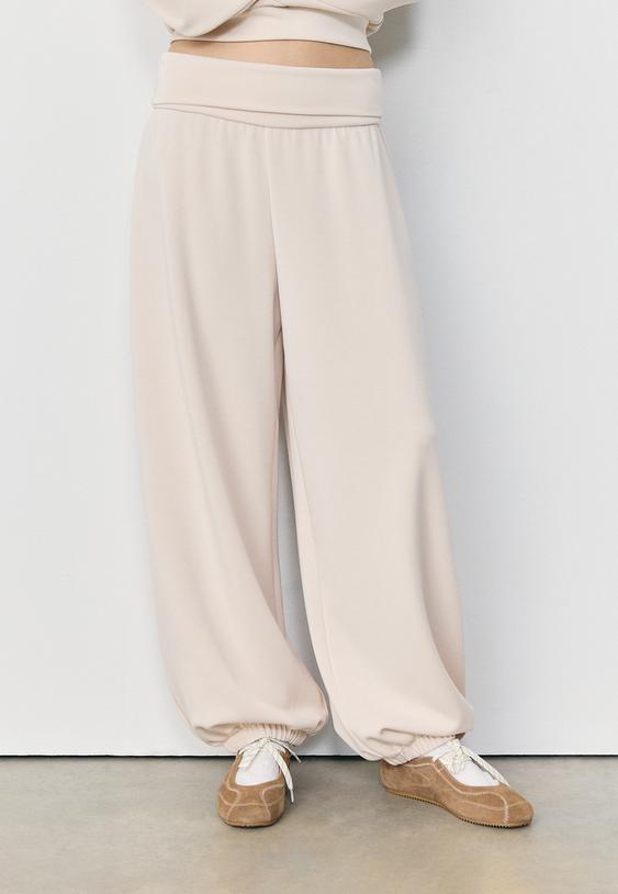 pantaloni jogger a palloncino con vita ripiegata effetto morbido