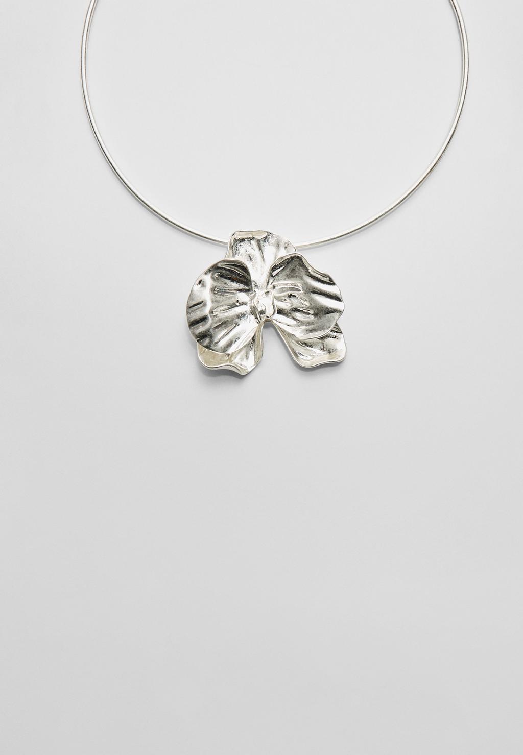 Collier rigide fleur