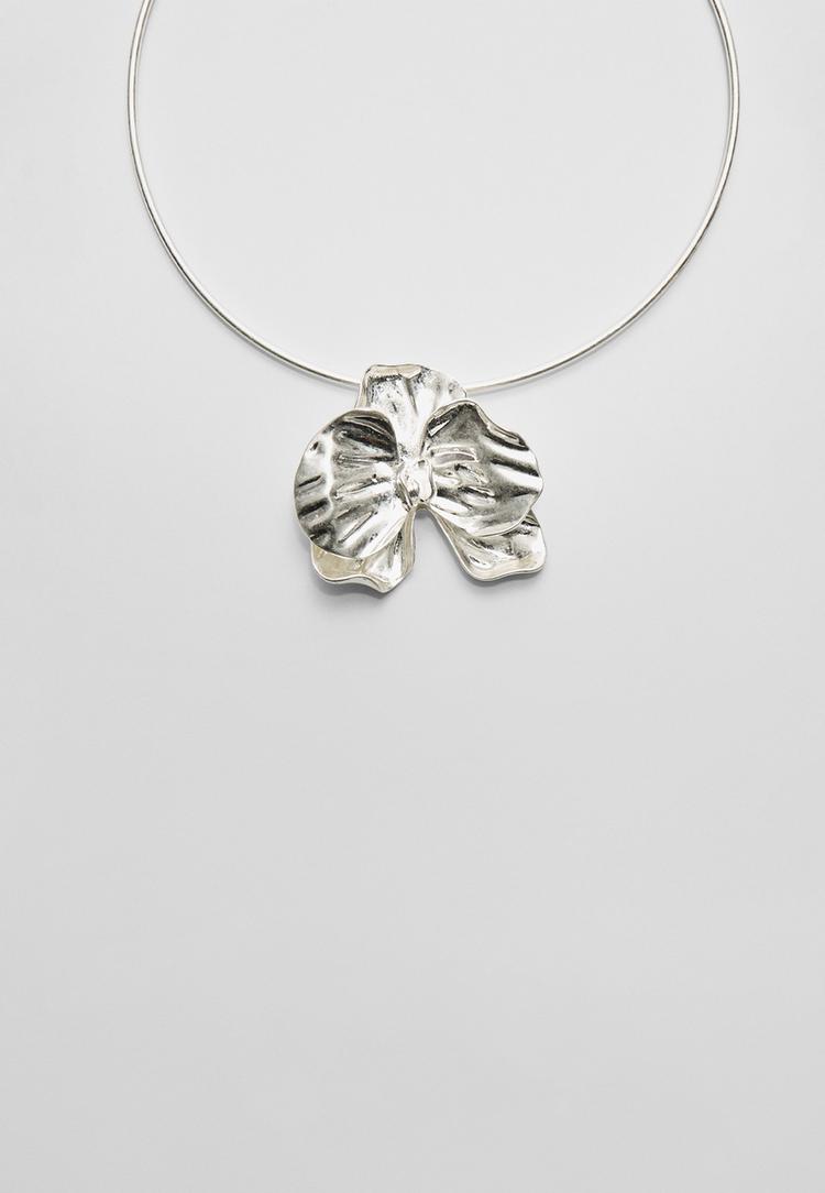 collar rigido flor
