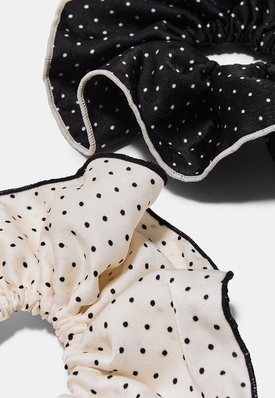 Stradivarius Set Of 2 Maxi Scrunchies Black Os