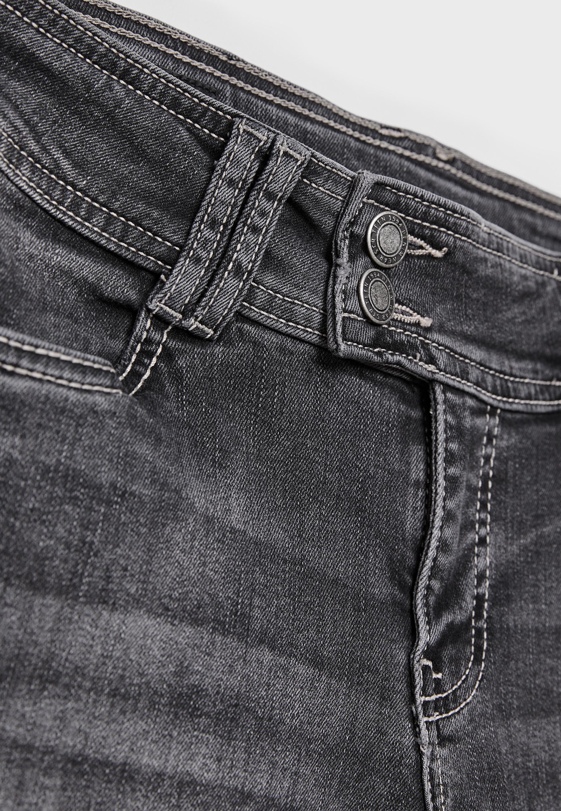 Low-rise bootcut jeans with studs — BLACK DENIM WASHED EFFECT