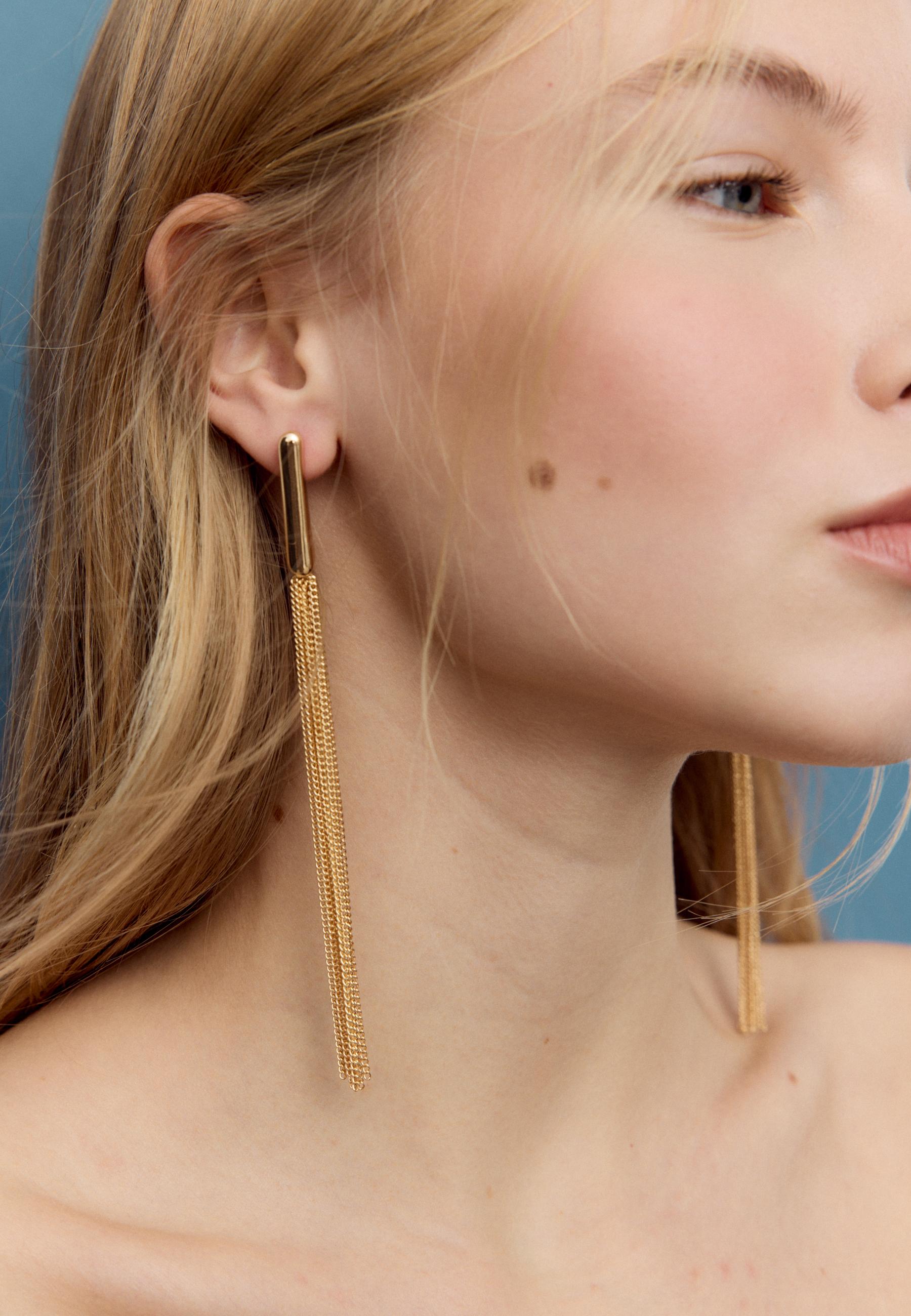 Long chain earring — Gold
