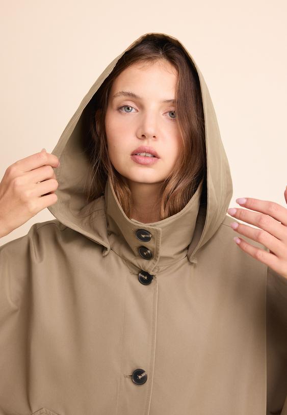 kapusonlu kısa oversize trenckot