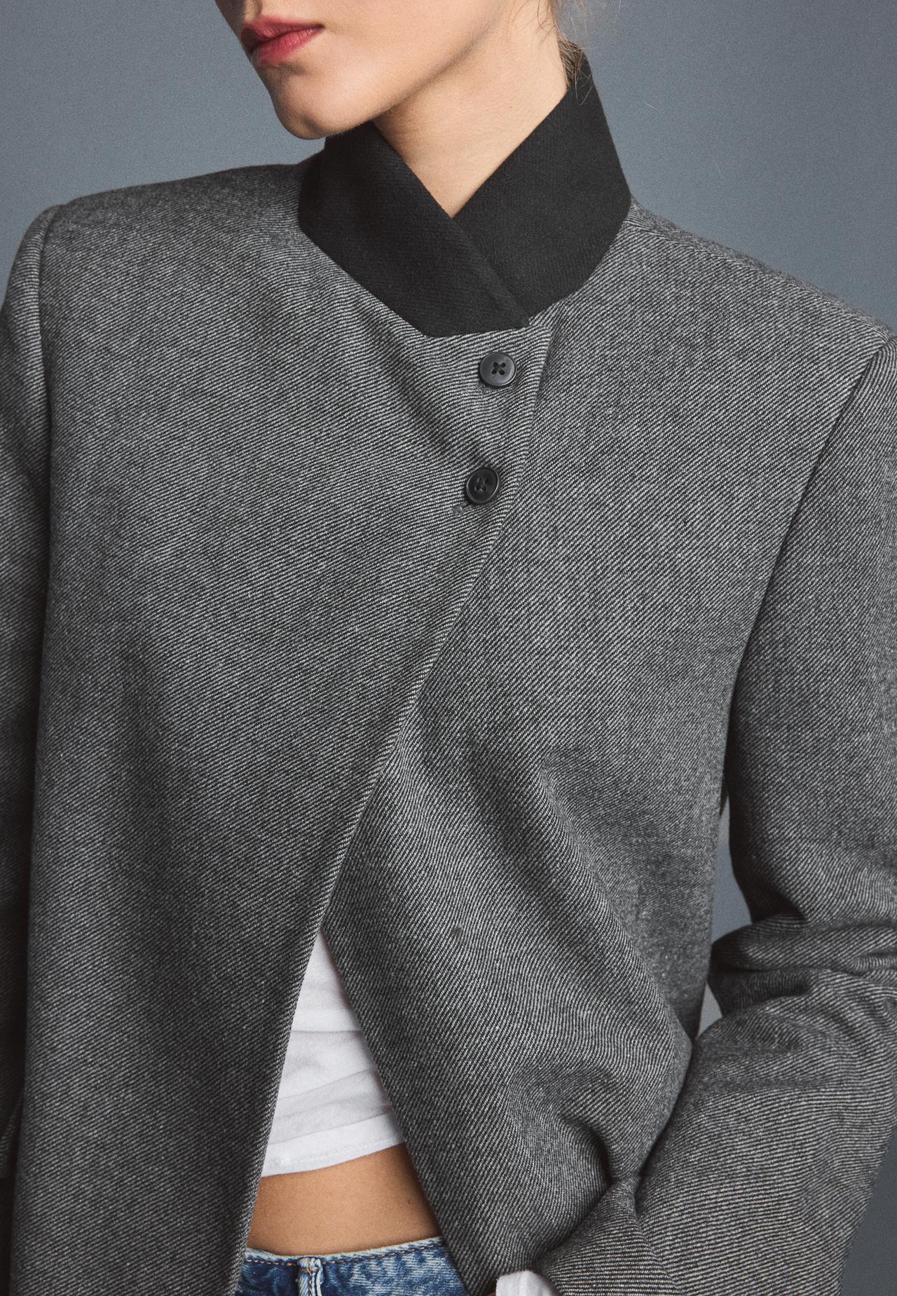 Asymmetric blazer — Dark grey