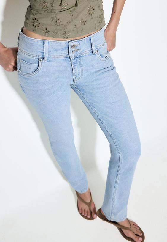 Stradivarius Blugi Slim Cu Talie Joasă Efect Prespălat Denim Albastru Mediu Deschis 32