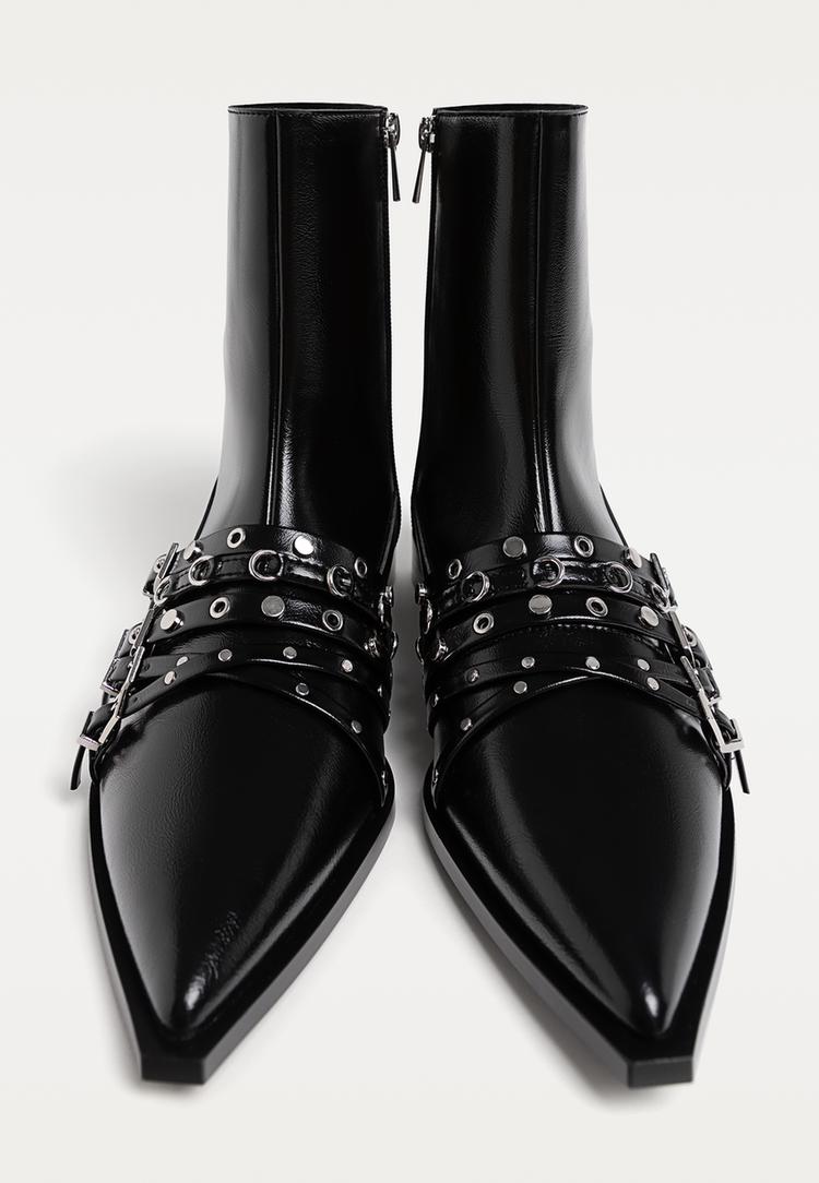 botines planos tiras
