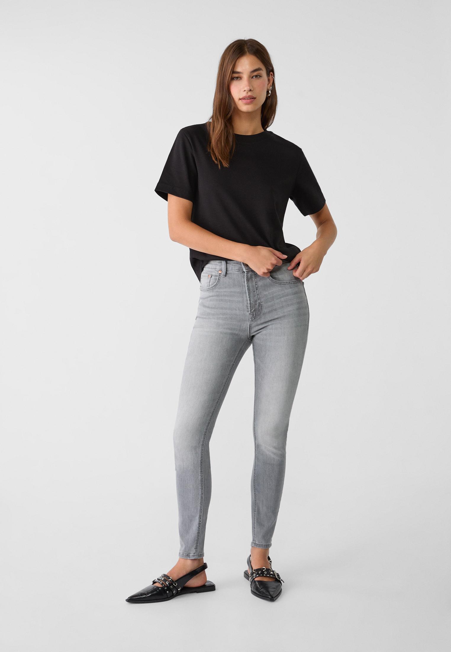 B01 Heavyweight regular fit basic T-shirt — Black