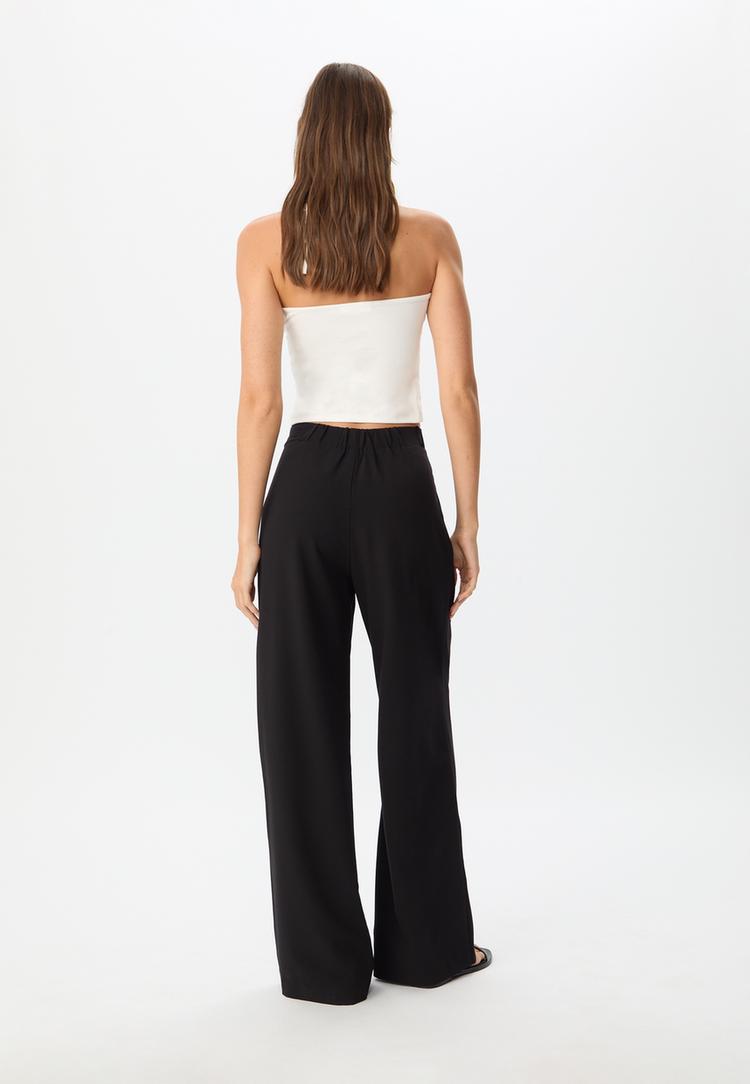 pantalon vestir ancho detalle hebilla