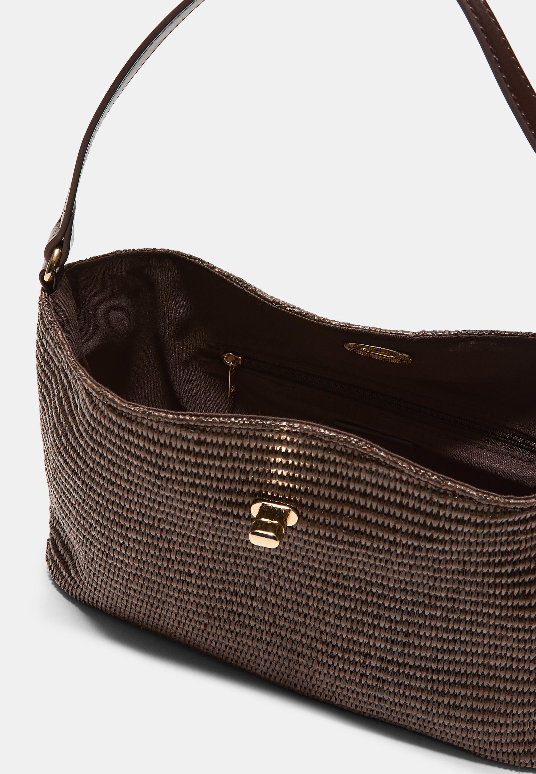 Crochet shoulder bag with metal fastening — Brown