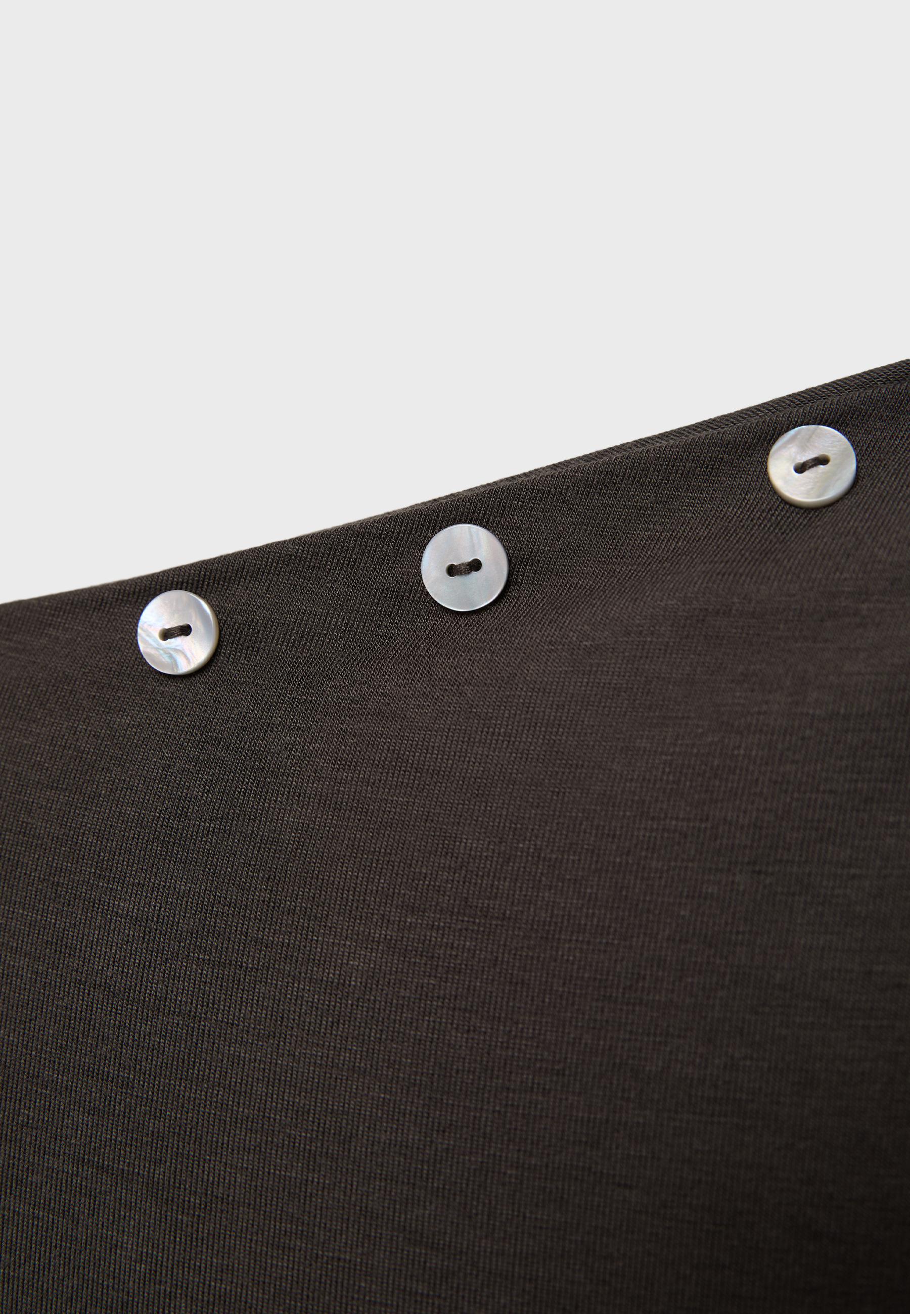 Asymmetric button T-shirt — Brown
