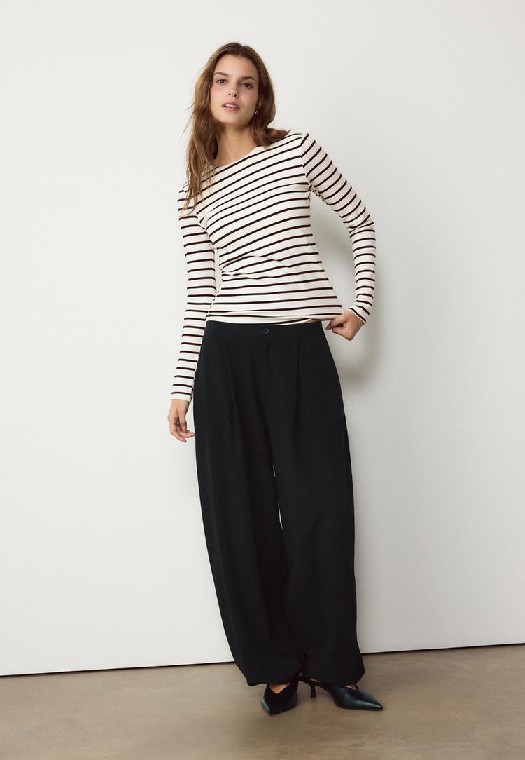 Stradivarius Βασικό Ριγέ Μακρυμάνικο Μπλουζάκι Εκρού Xs