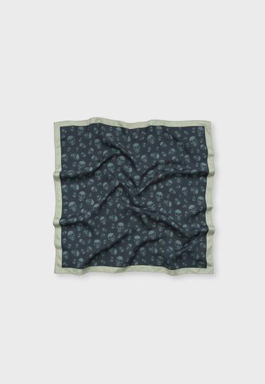 Skull print scarf — Khaki 1