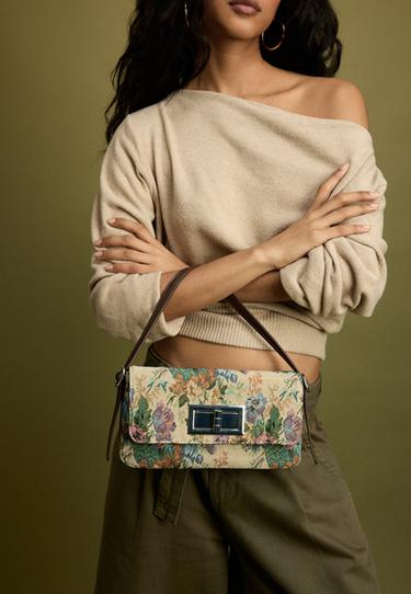Compact printed shoulder bag with clasp — Stone 2