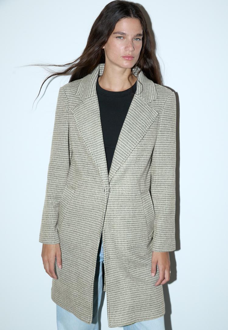 abrigo midi boton estampado