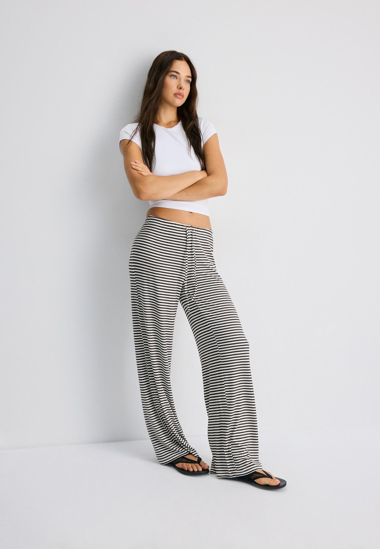 Striped slim-waist jogger trousers — Brown