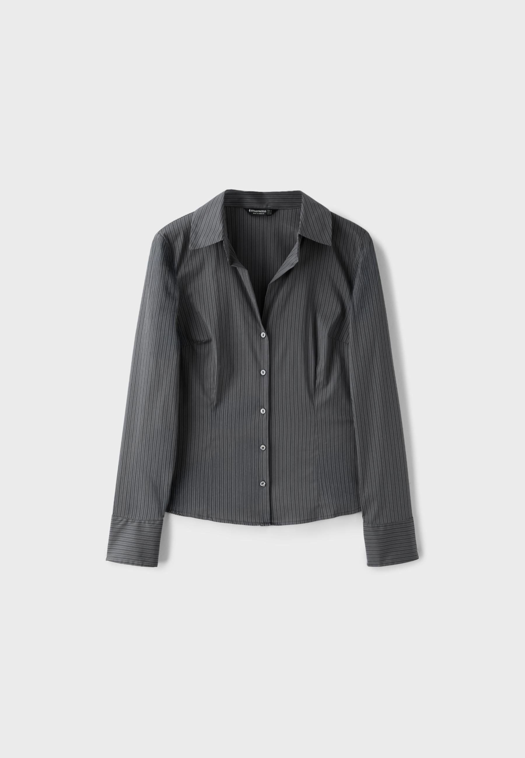 Fitted basic shirt — Pearl grey