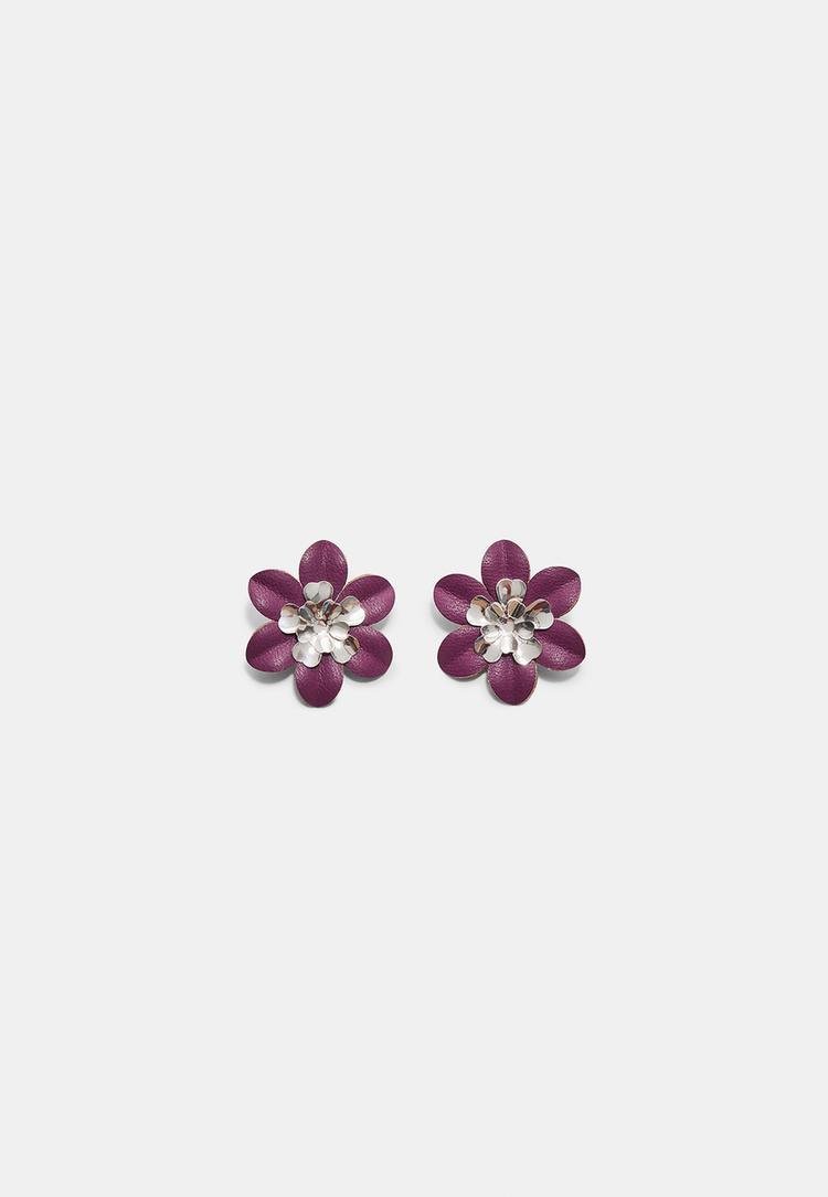 contrast leather effect flower earrings