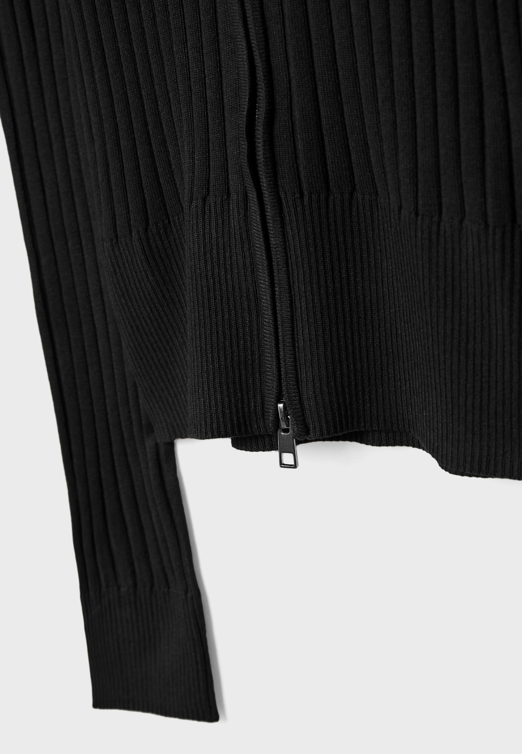 Zip-up knit cardigan - Women's fashion | Stradivarius Peru