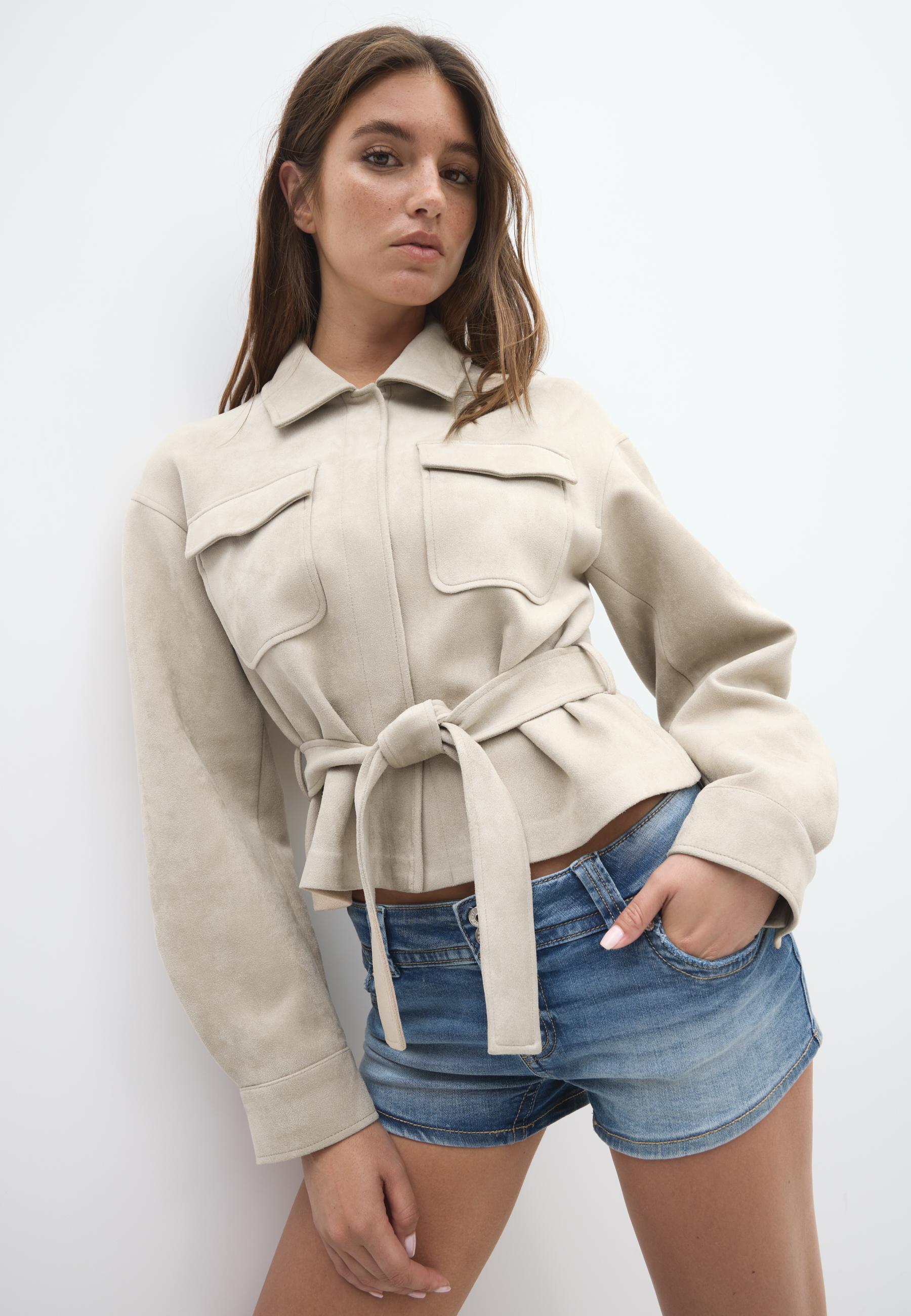 Cropped faux suede jacket — Ecru