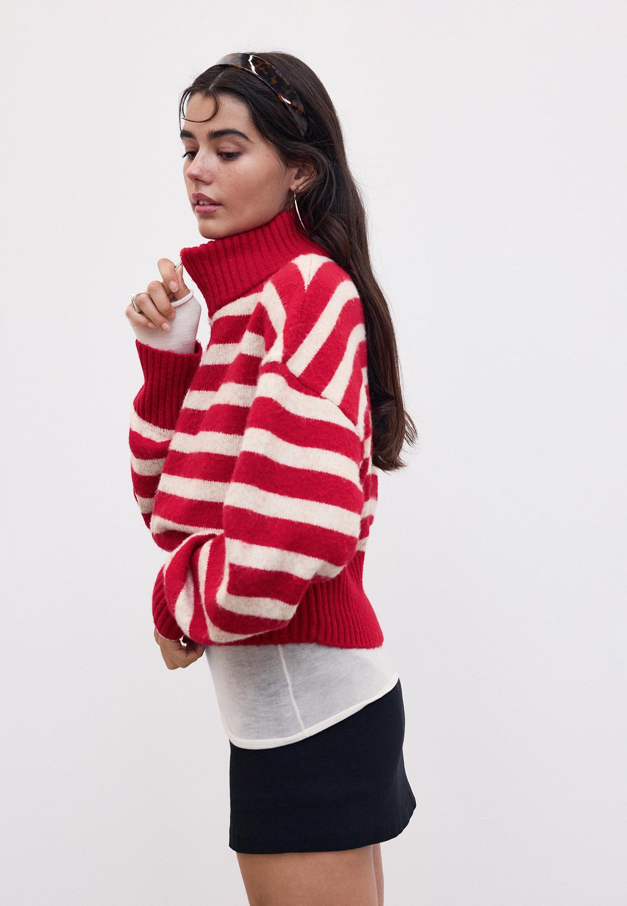 Striped zip-up knit cardigan — Red