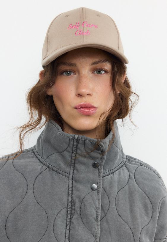 gorra weekend