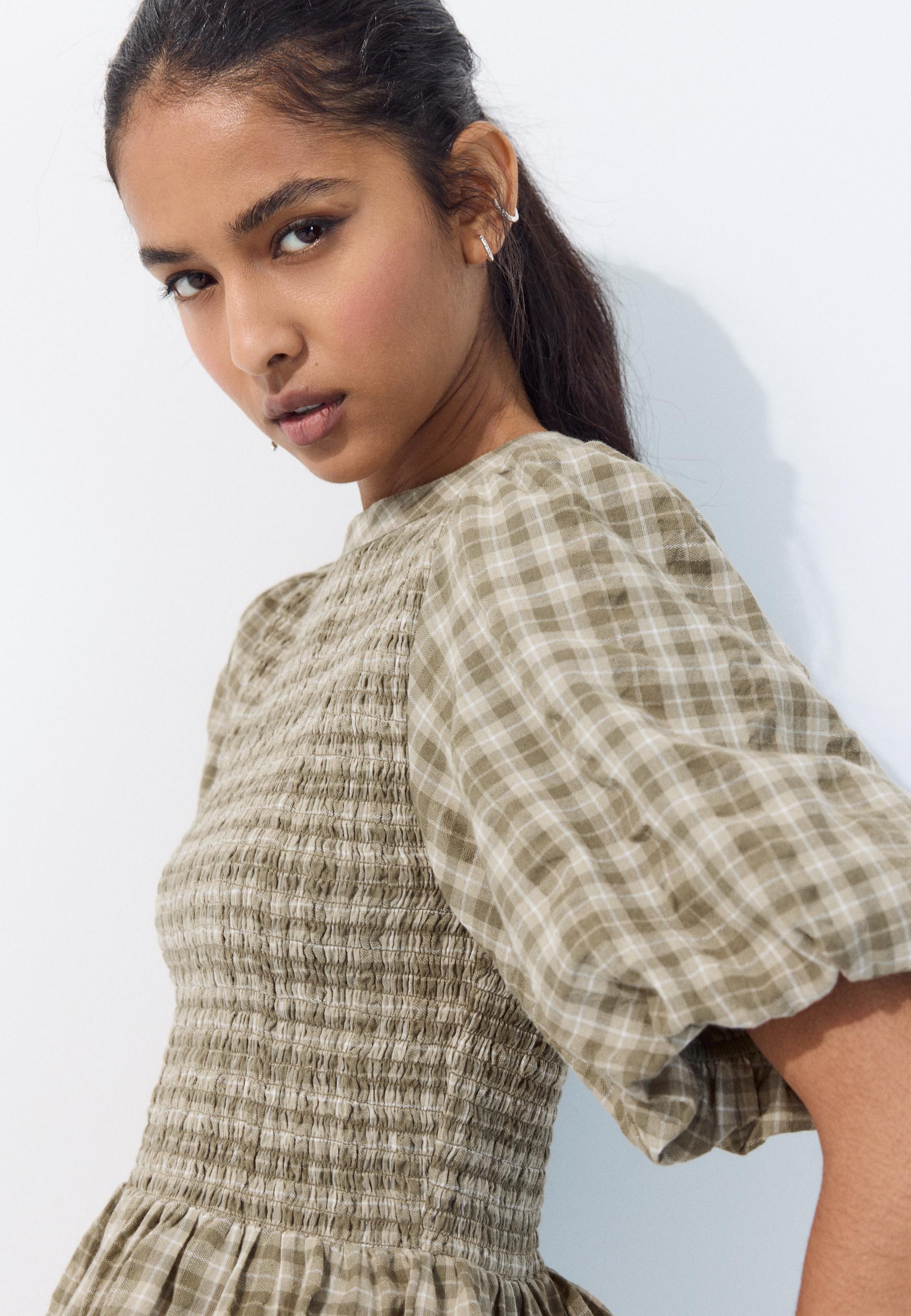 Short sleeve peplum blouse — Khaki